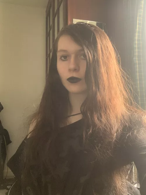 i know you guys like black lipstick.. right? :3