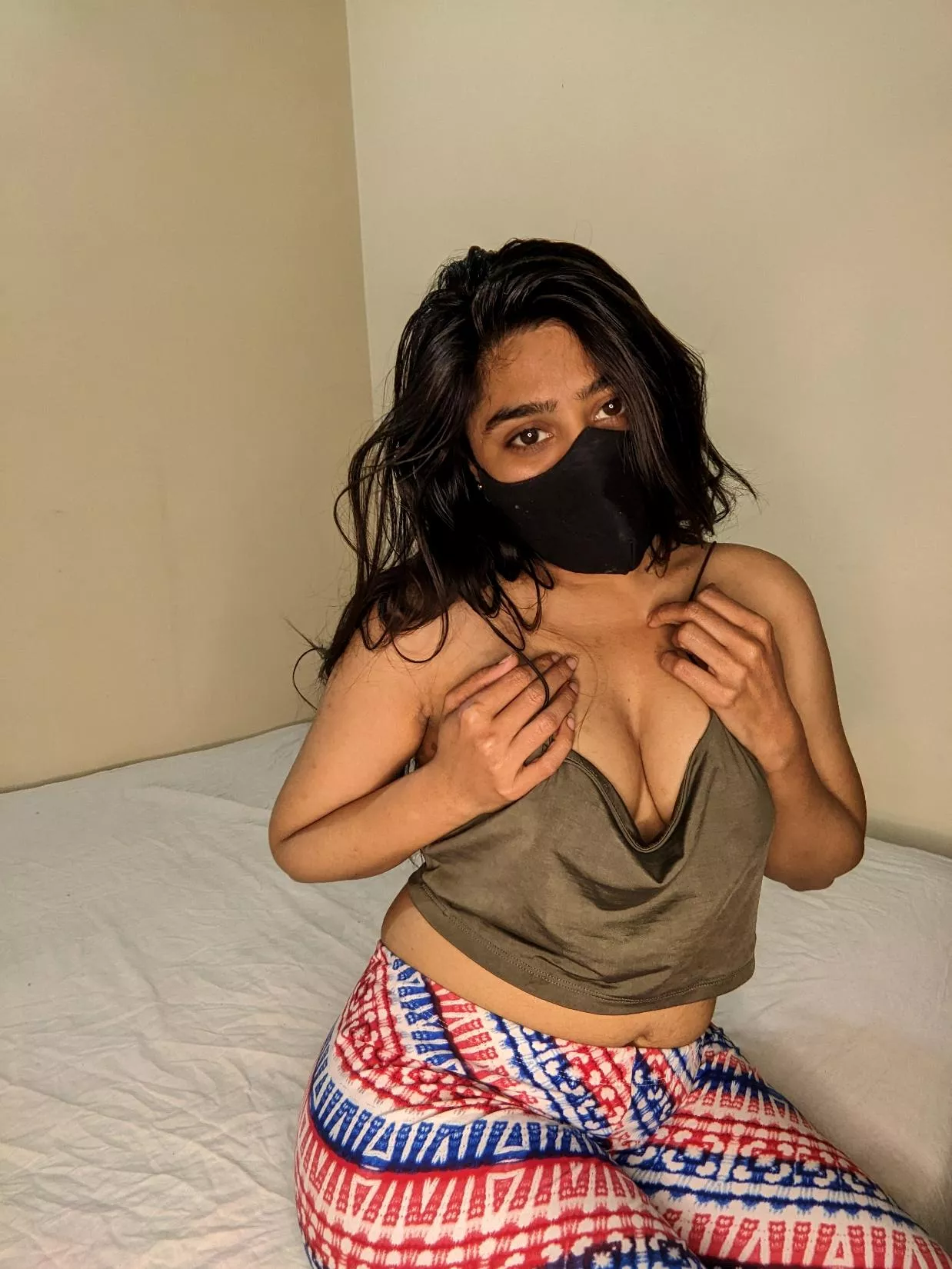 i think a titty fuck in the morning dispels sorrow and worries what do you think ?