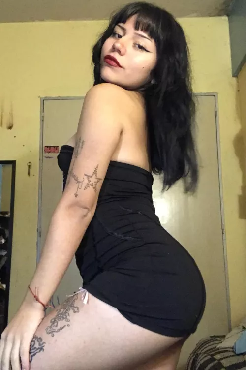 Im gonna wear this on our first date, hope you dont mind