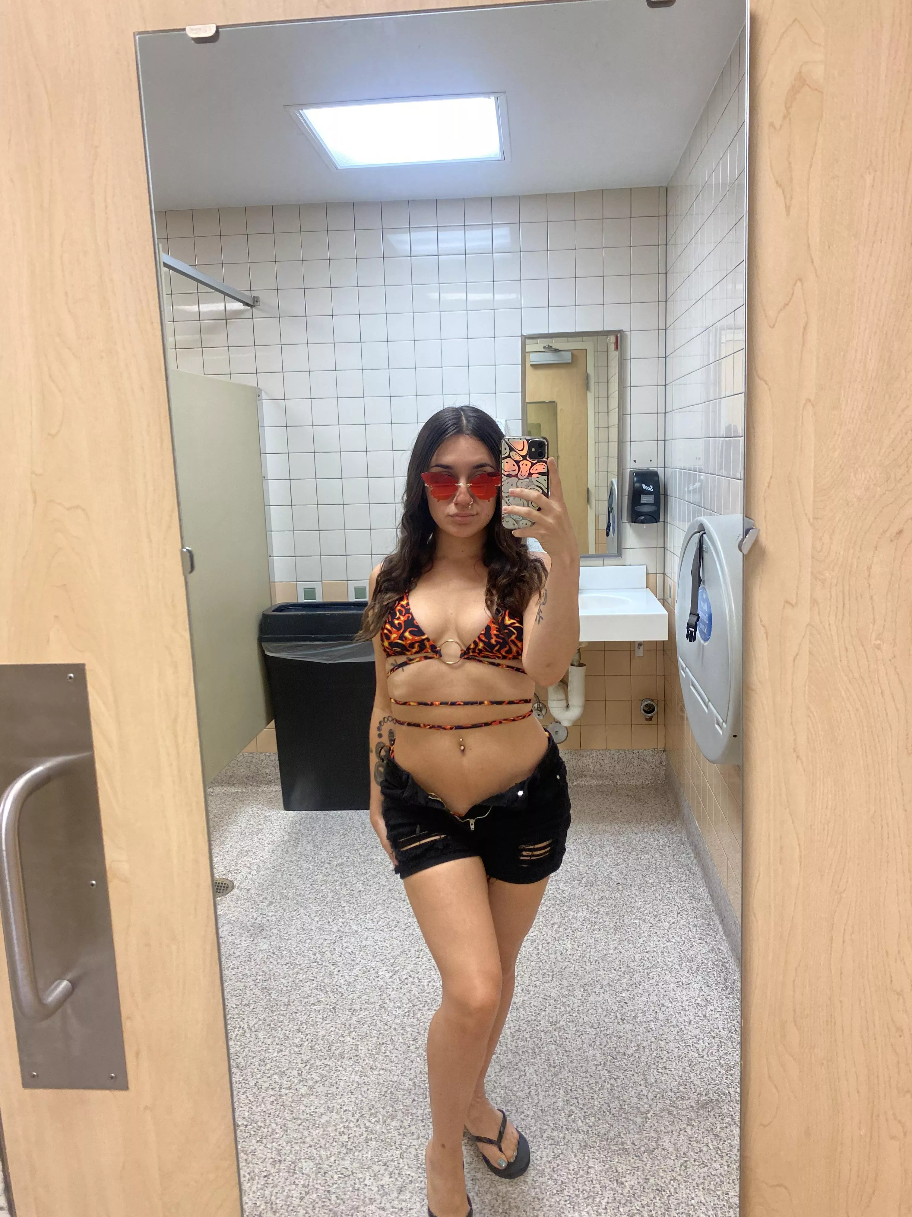 I’m short but my legs are hot 