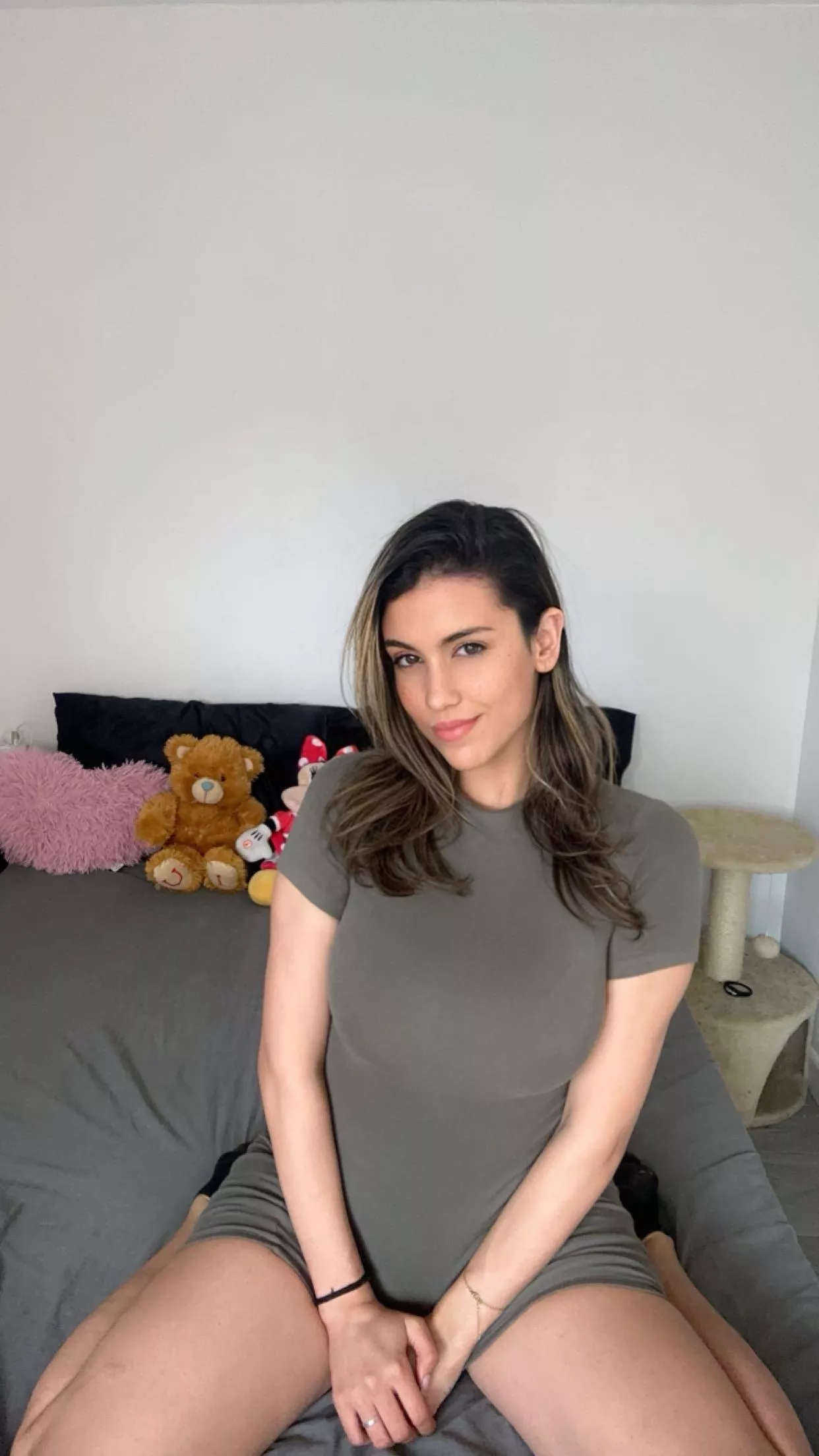 Is curvy more beautiful and sexy? I'm not sure