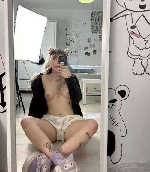 Nerdy [f] at your service :)