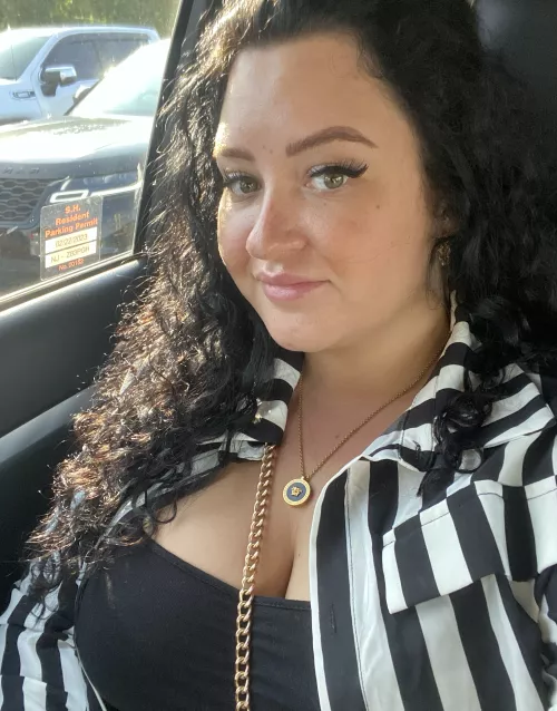 on the way to my hairdresser, wish you a sunny weekend 😇