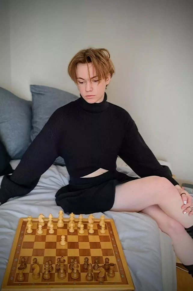 POV: you are about to lose in chess :3