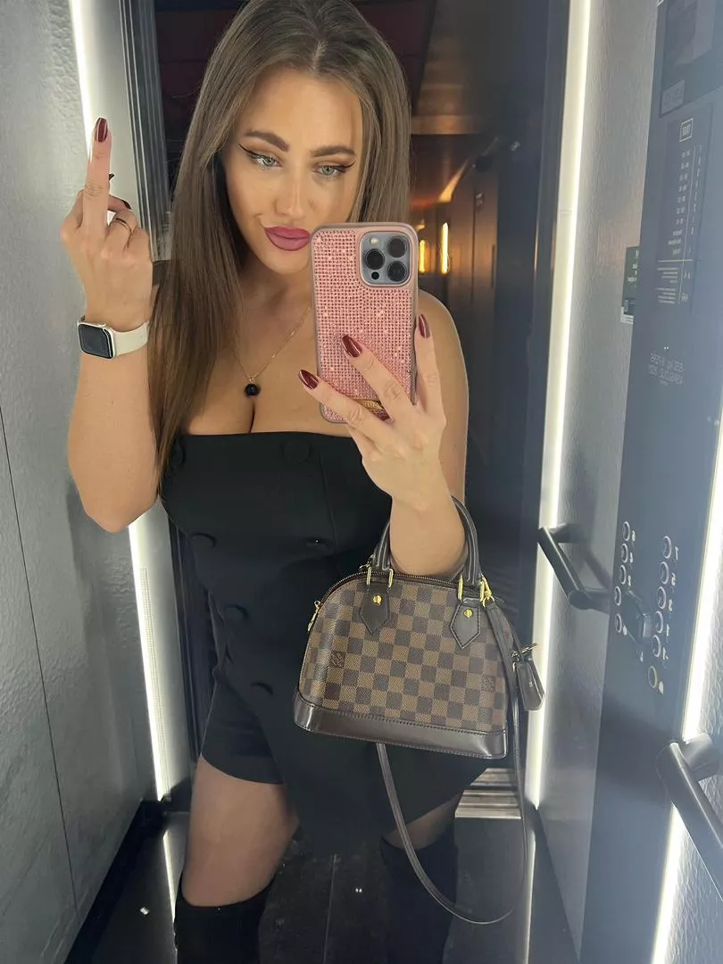 React only if you want me to humiliate you 