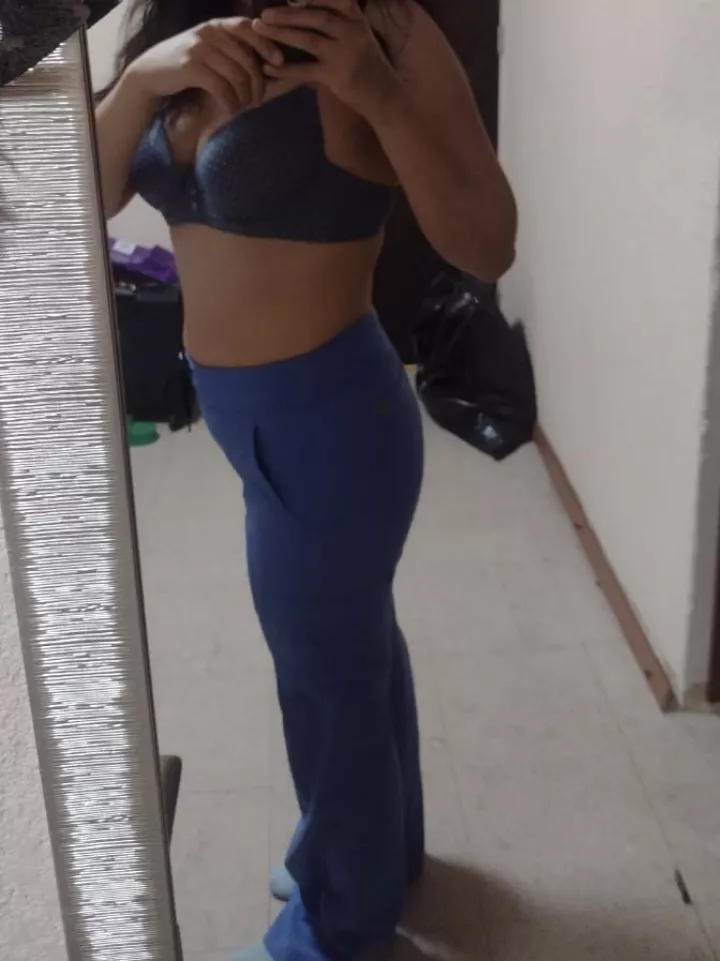 That's how cute my butt is i'm scrub 