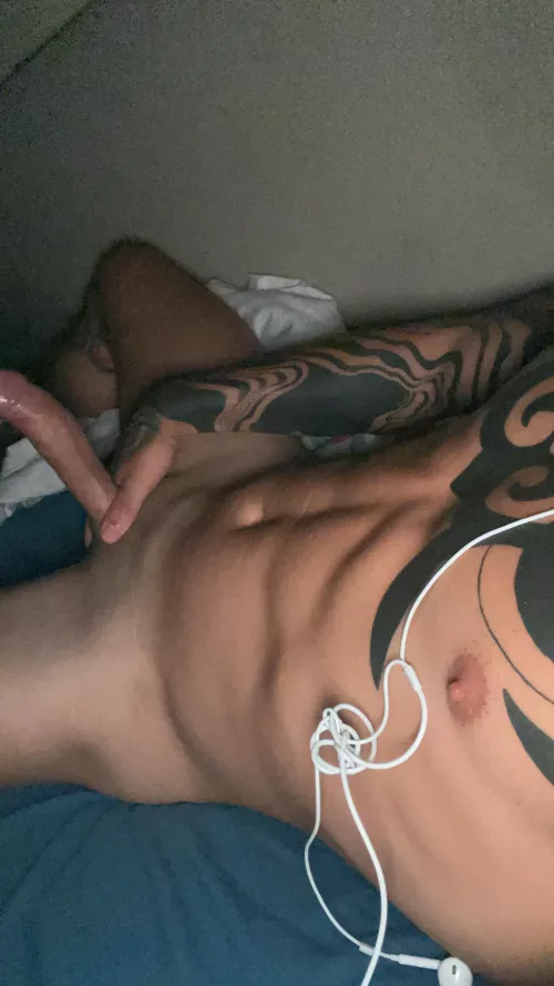 Today I'm going to a nudist beach. I'm afraid of getting hard. Has it ever happened to you?