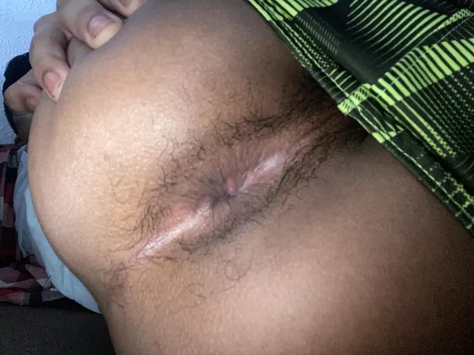 Who wants this brown pussy? (18 Virgin)