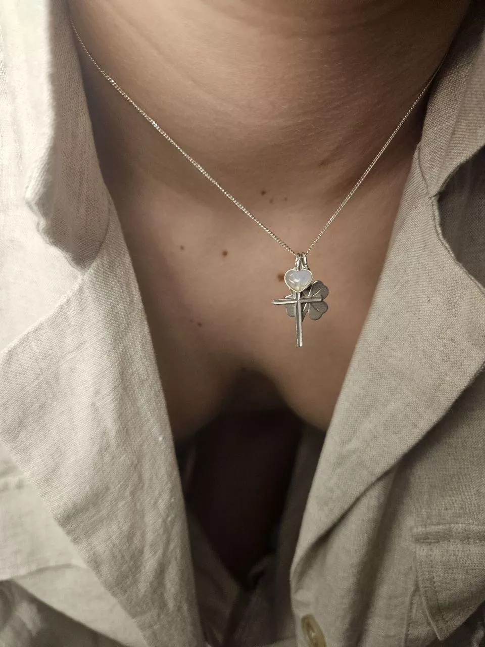 Who would fuck a virgin 18yo with small tits?