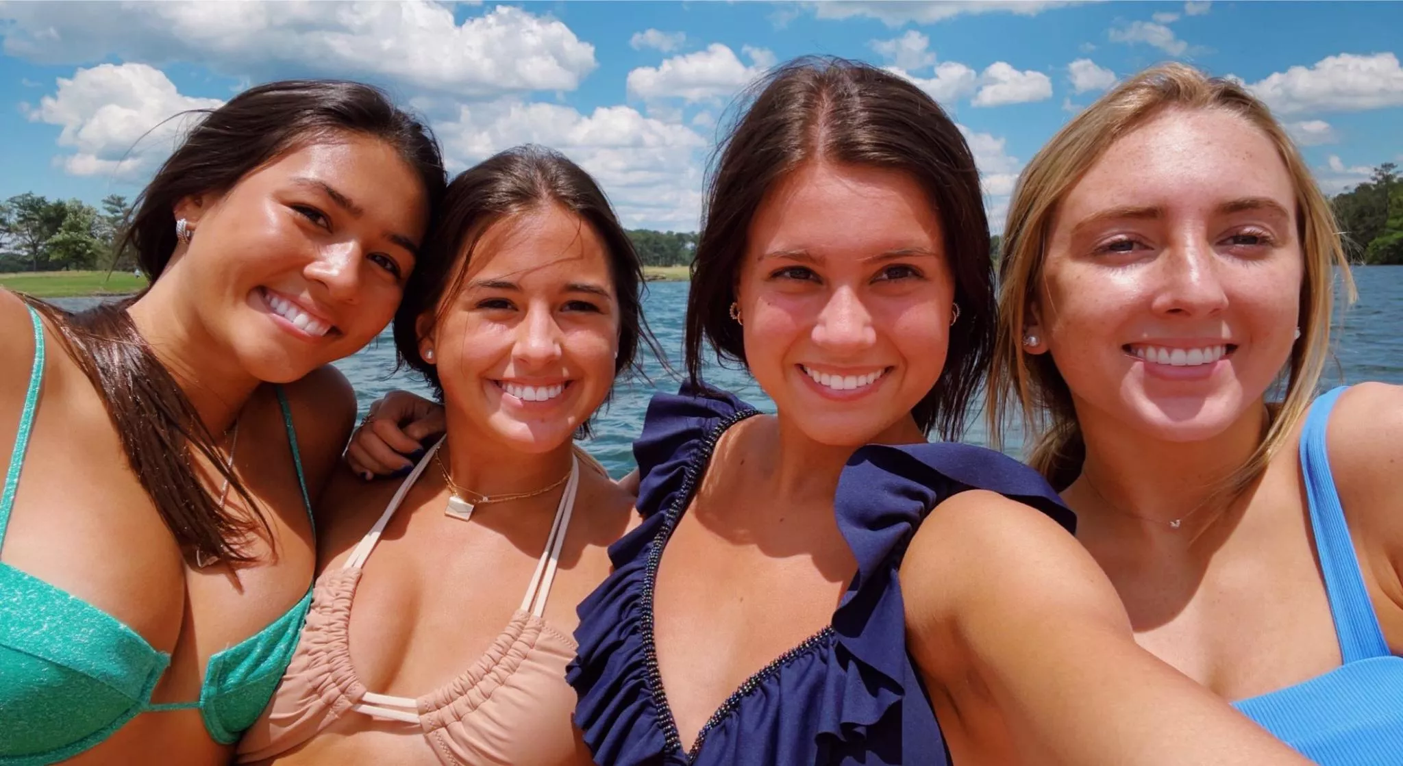 Who would you give a facial [4]