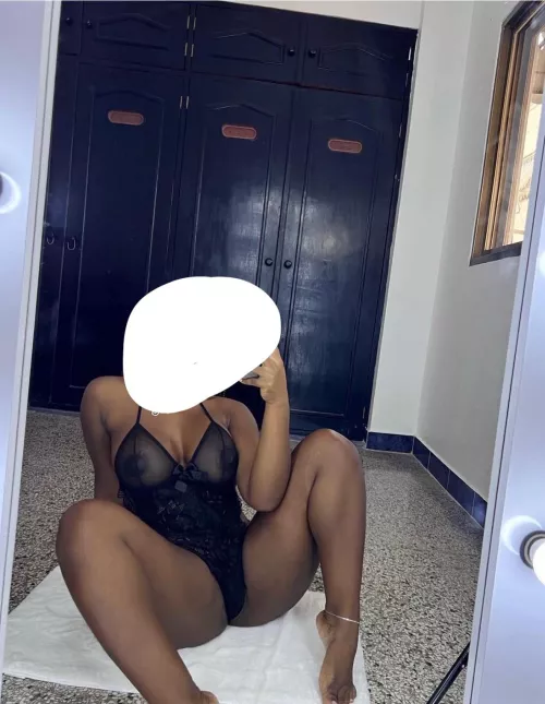 Who’s down to have some fun with chocolate? 😜😜