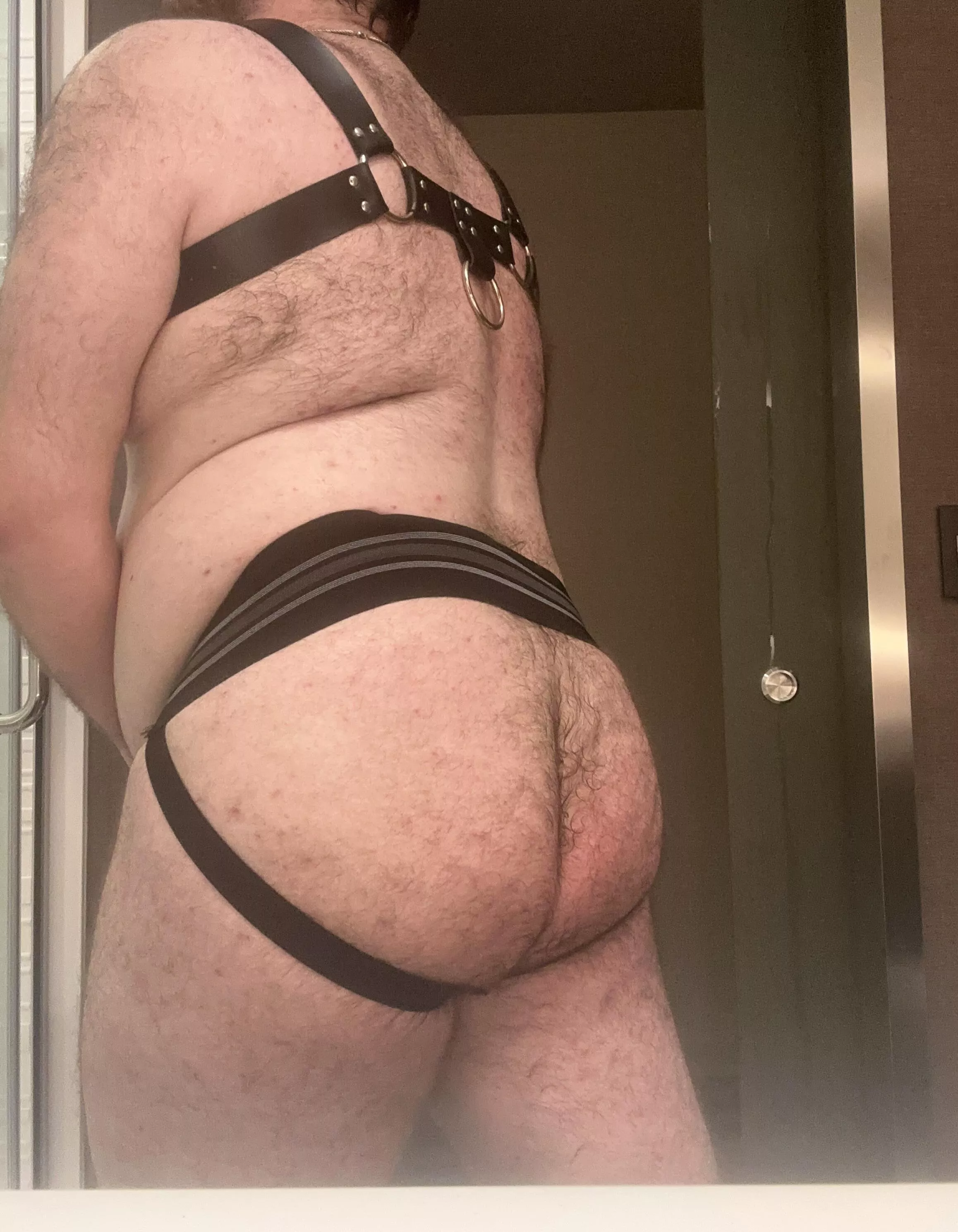 Would you fuck it? 🍑