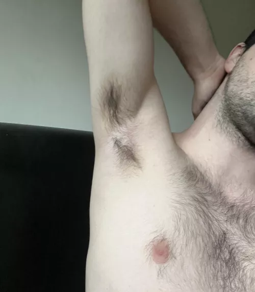 You like musky alpha scent??💪🏼💦 Dms open😈