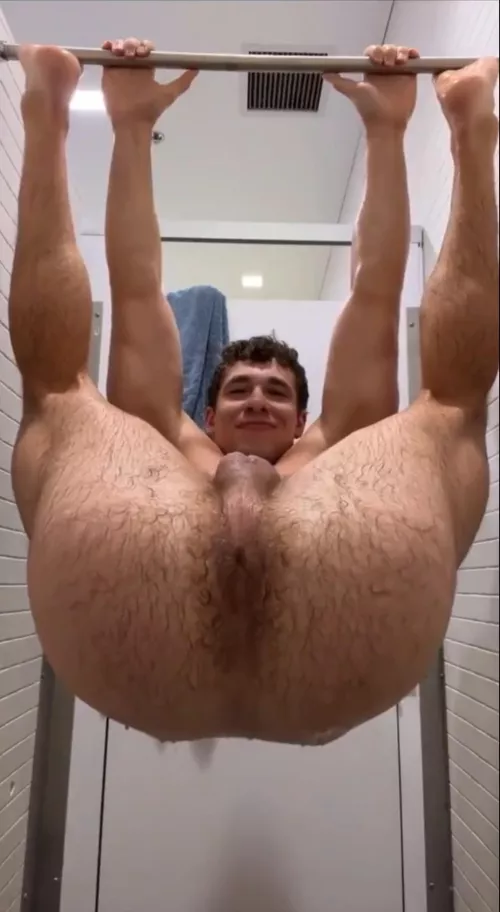 You walk into the gym showers and see this…what you doing?