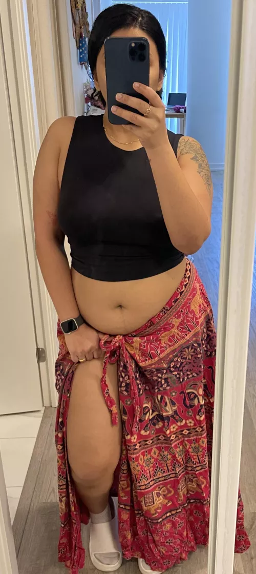 Your nympho goddess waiting to be undressed  😈❤️ (f)