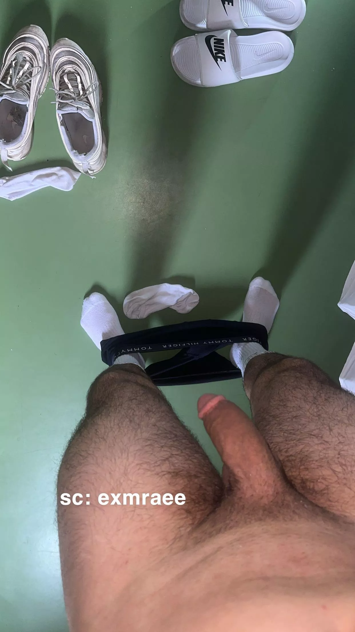 21 Germany, dm or snap me if you are hairy - sc: exmraee