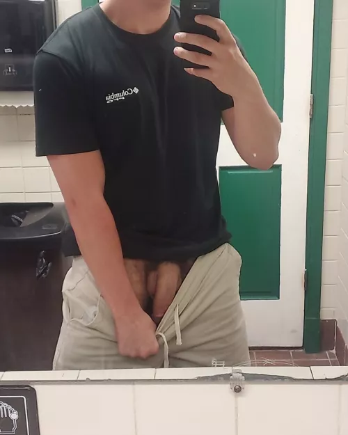[24] Hung Waiter on Break