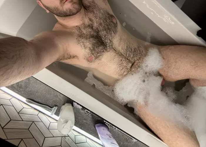 27m masc EU sub looking for cock control dom