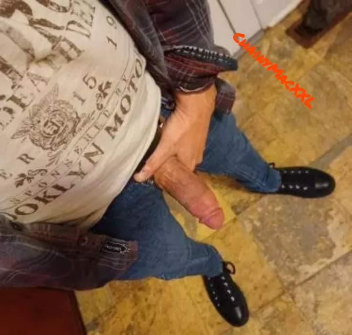 (41) Get on your knees before I head to work