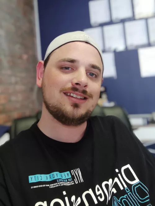 Anyone here playing Yu-Gi-Oh online, any of them. Looking for a friend 😊