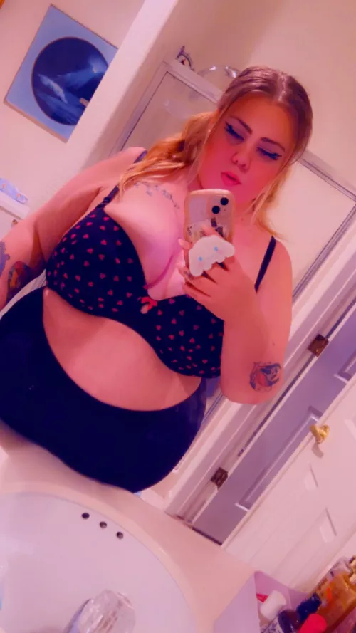 Are you married and jerking off to my big body? Say Y or N