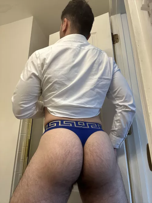 BIG BUTT FINANCE BRO 💵📈