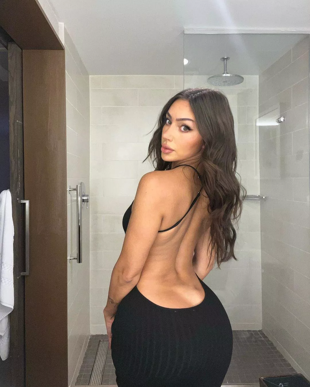 Can you tell that I love black?