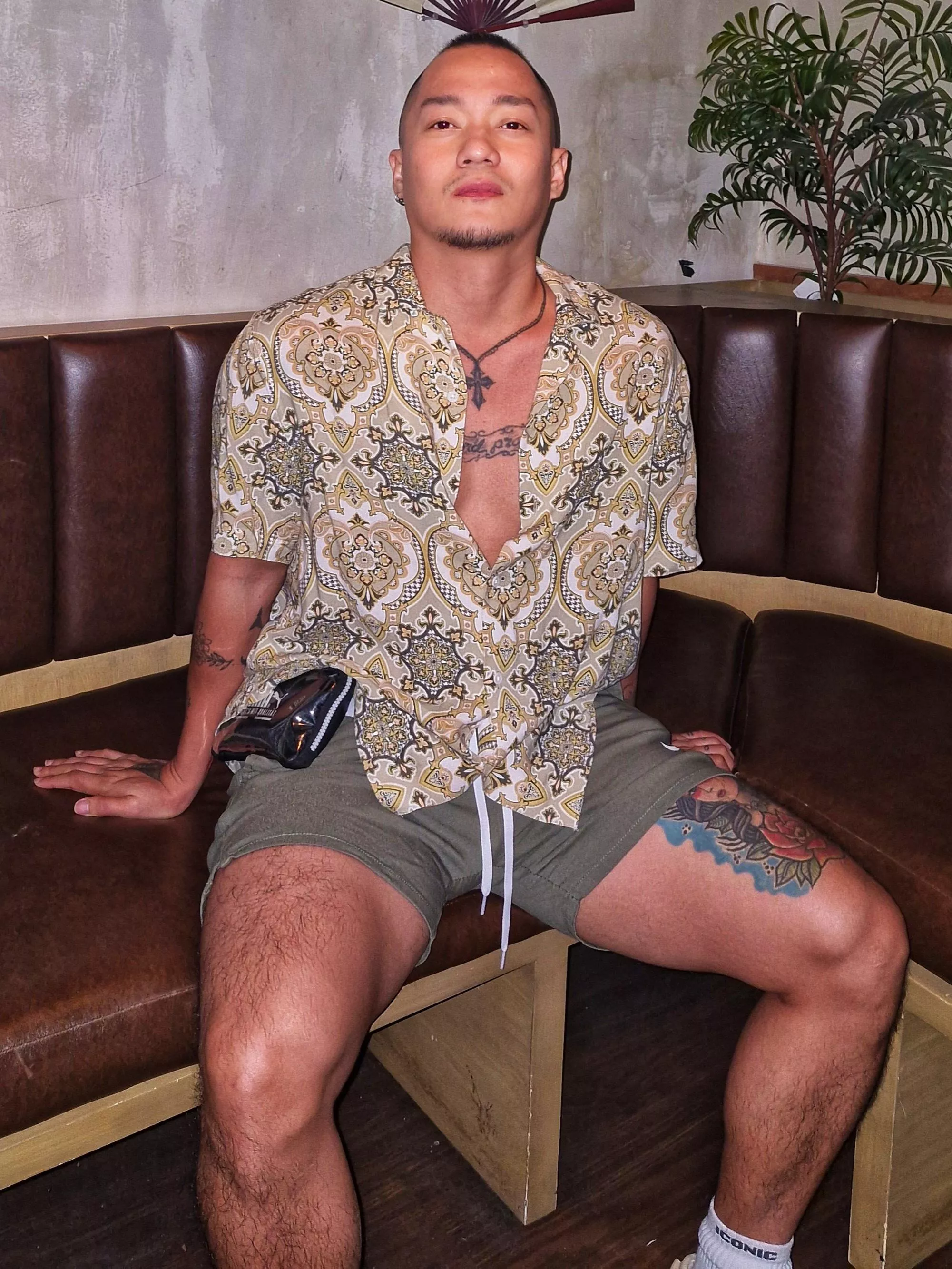 Did someone say manspreading 😆