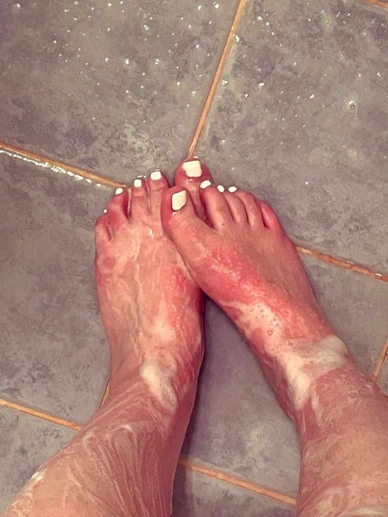 Do my soapy feet turn you on ? [call of duty]