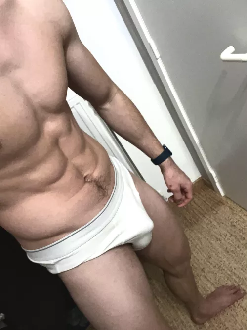 Does my bulge make you weak? admit if it does