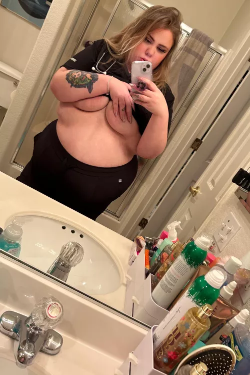 ever wanted to fuck a 32yo chubby slut?