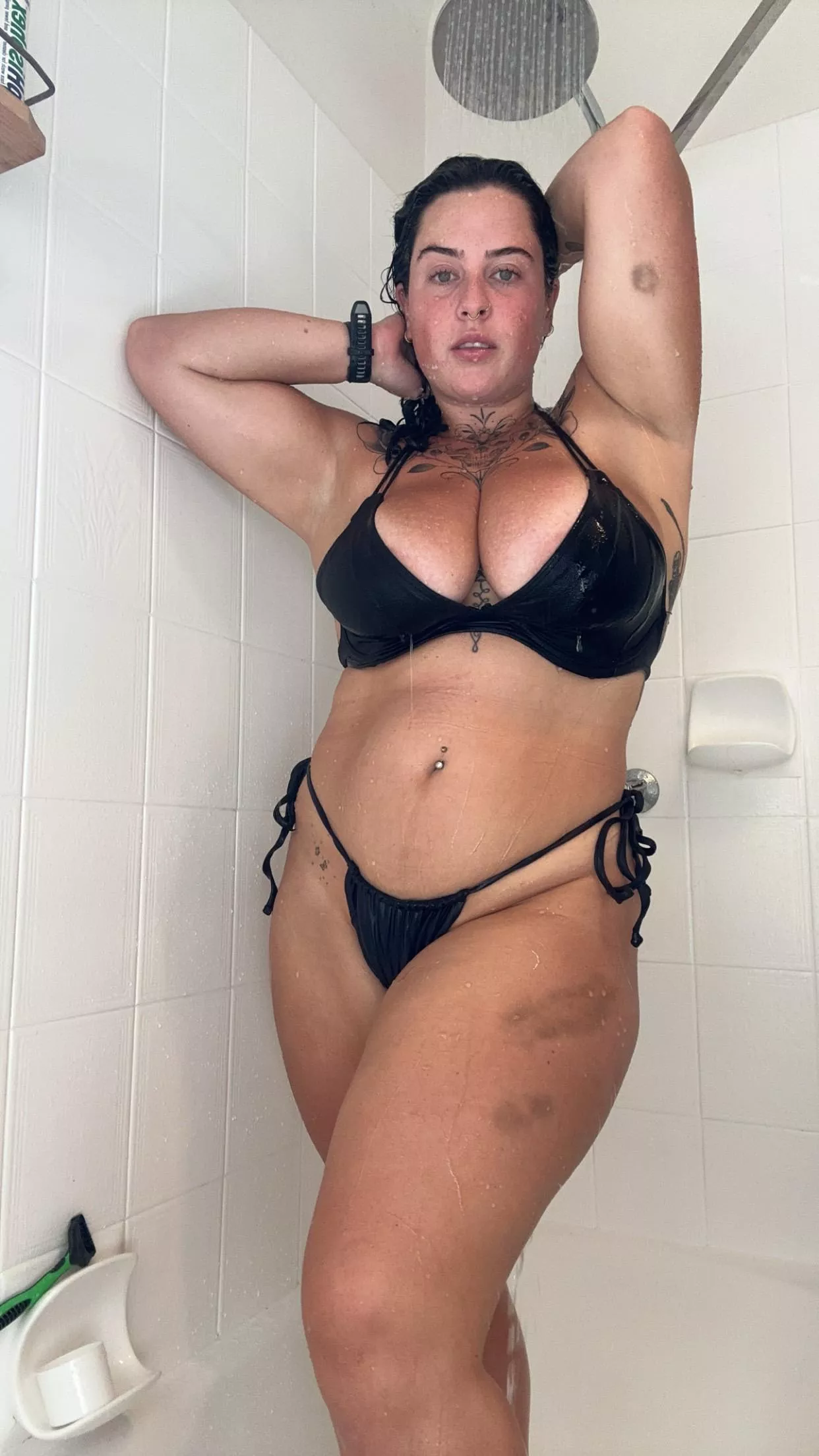 excuse all the bruises, things got a bit rough haha