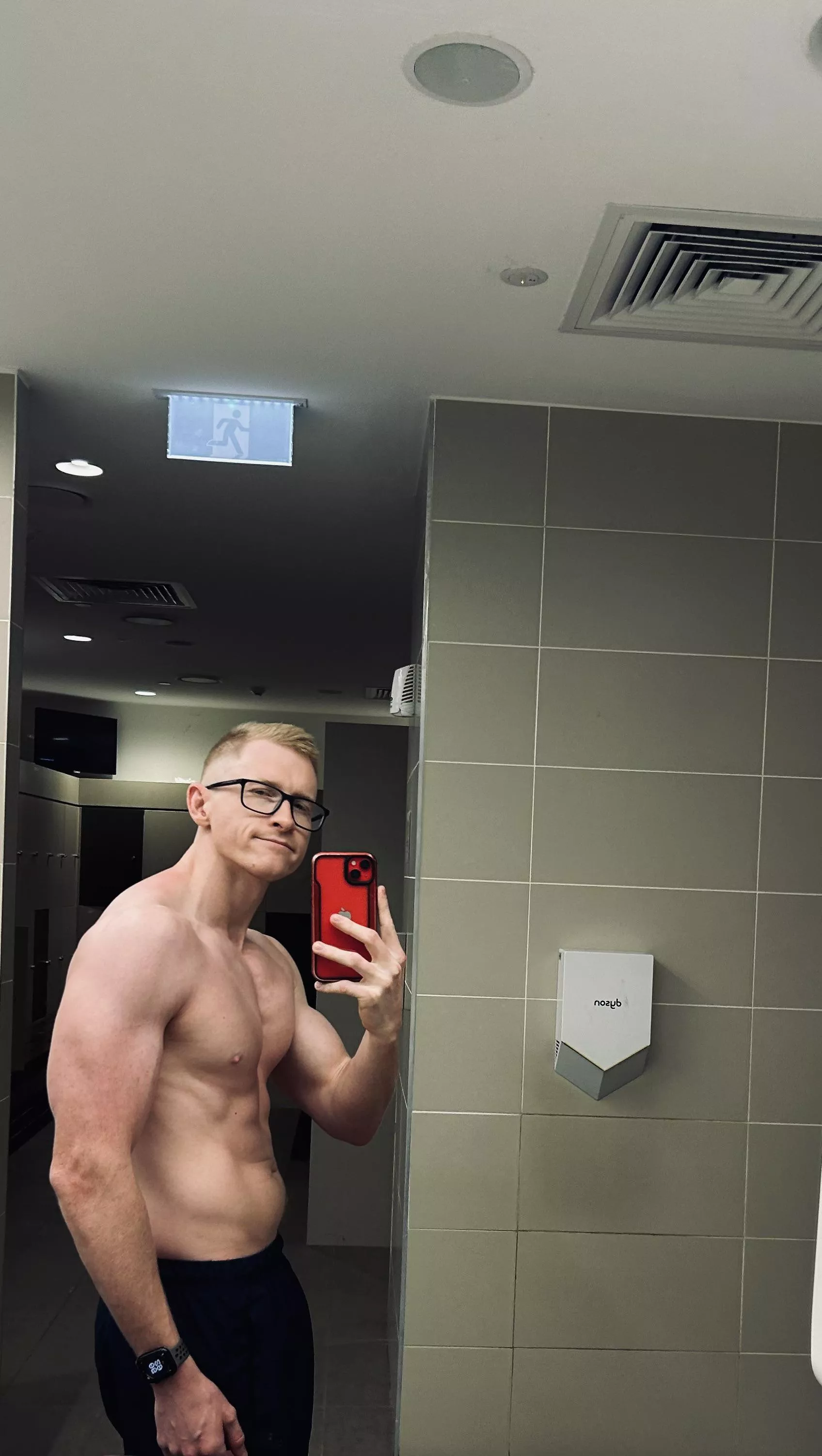 Feeling good with the abs progress. Cardio ftw