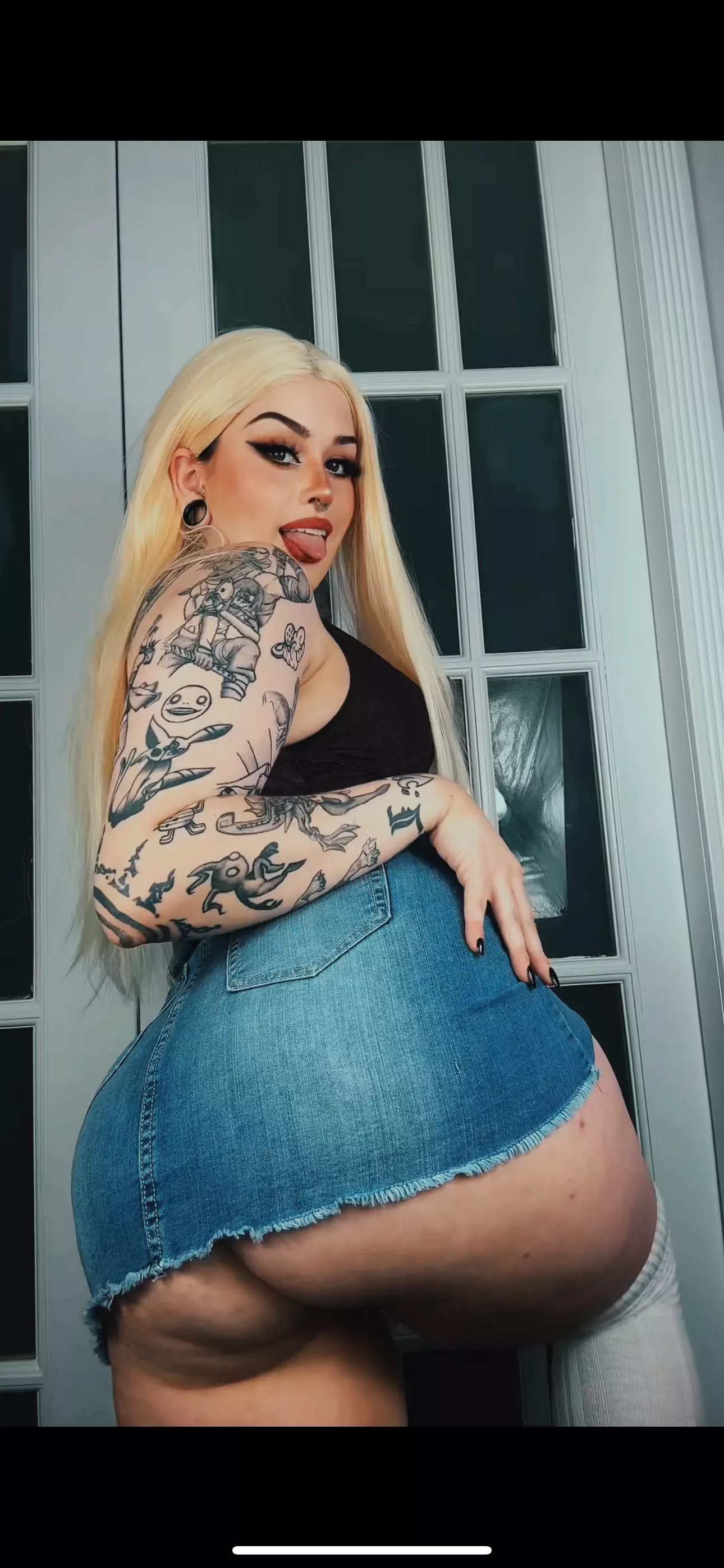 From 1 to 10 how much do you want to spank me