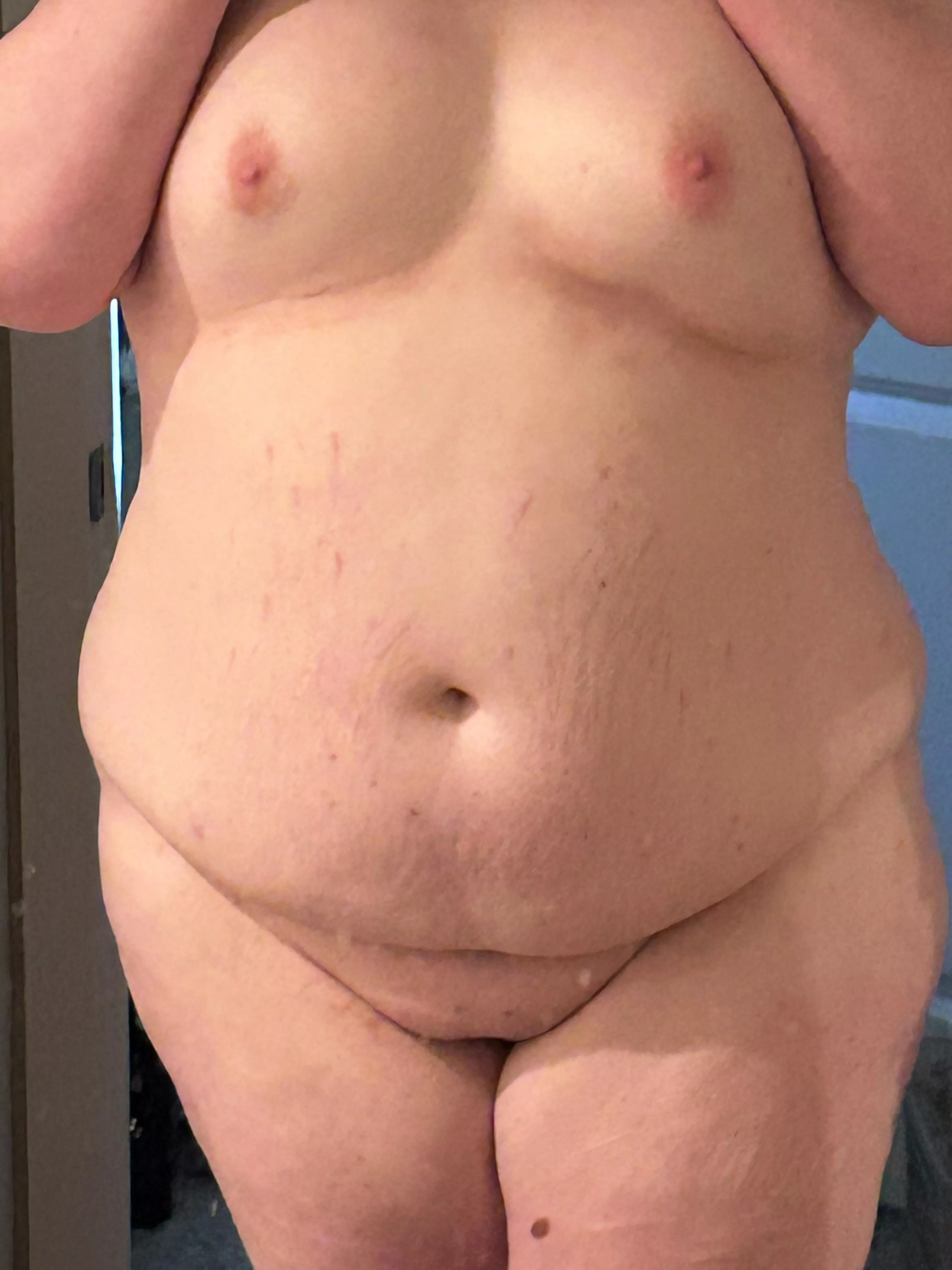 Got my Brazilian wax two days ago and feeling smoooooooth 😍