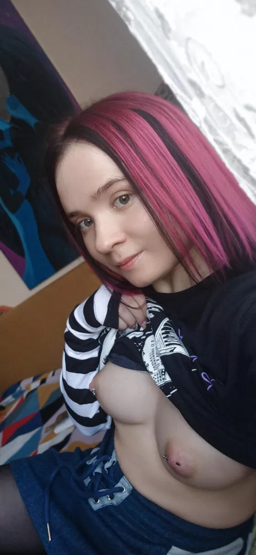 I hope, you like it, when I don't wear a bra