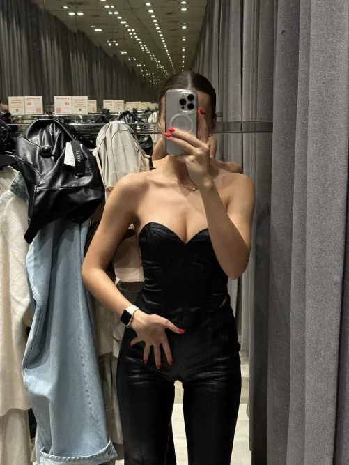 I hope you like my 21yo body