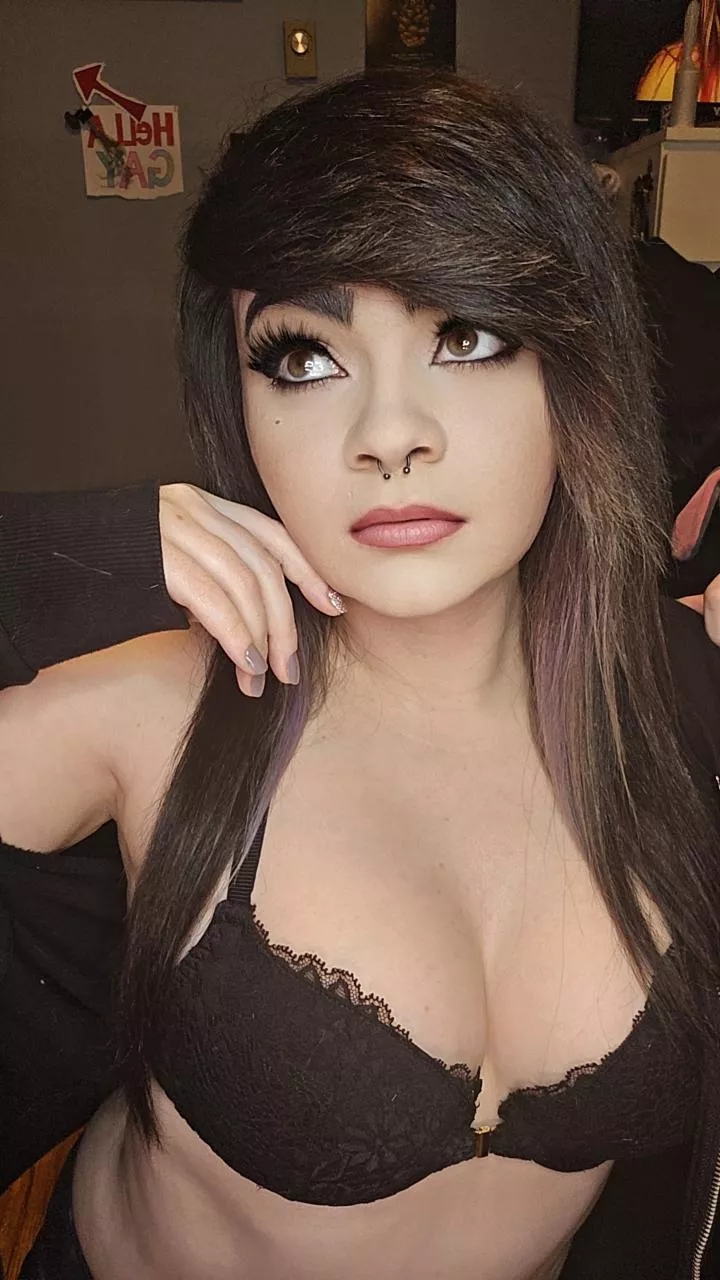 I want to live in your head rent free ;) (OC) [IRTR]