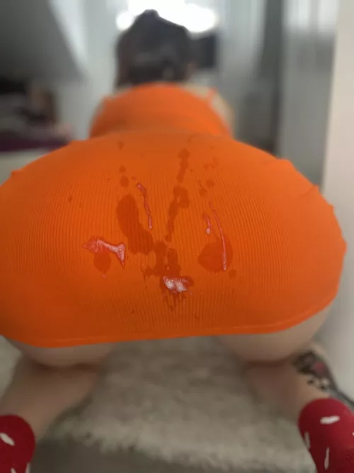 I'll be sending nudes to the first 300 commenters... Try me rn