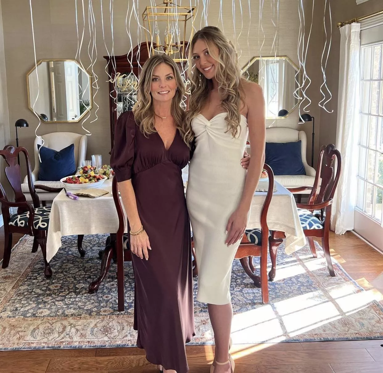 Mom or daughter? [2]