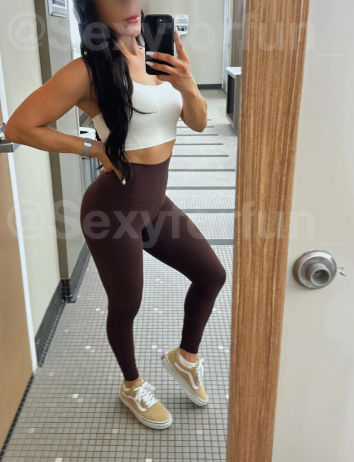 Monday morning gym selfie for you..