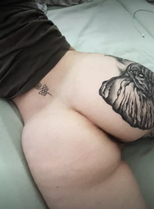 My tiny, tight hole can do strange things