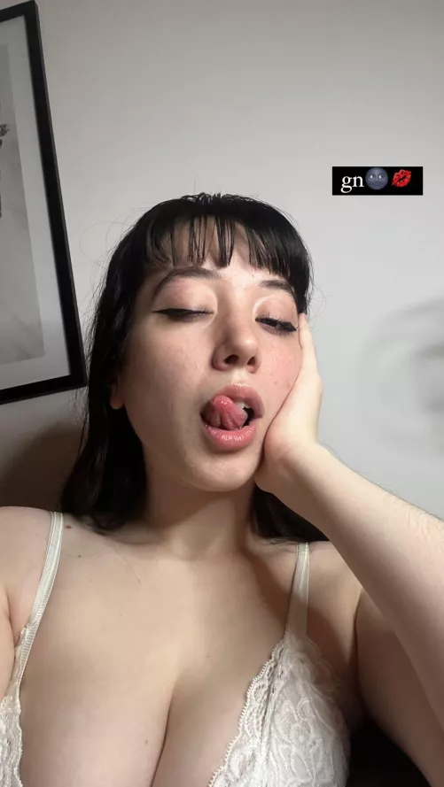 My tits is waiting for you to taste this bad girl