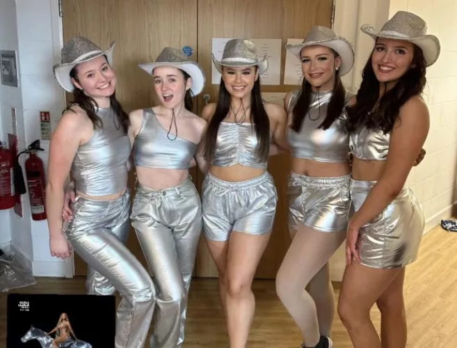 Pick a silver cowgirl [5]