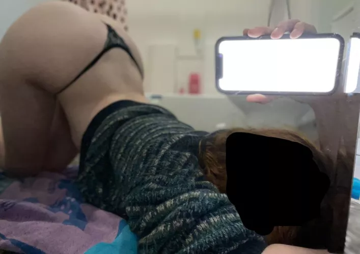 private or public bathrooms? 🙈🩷