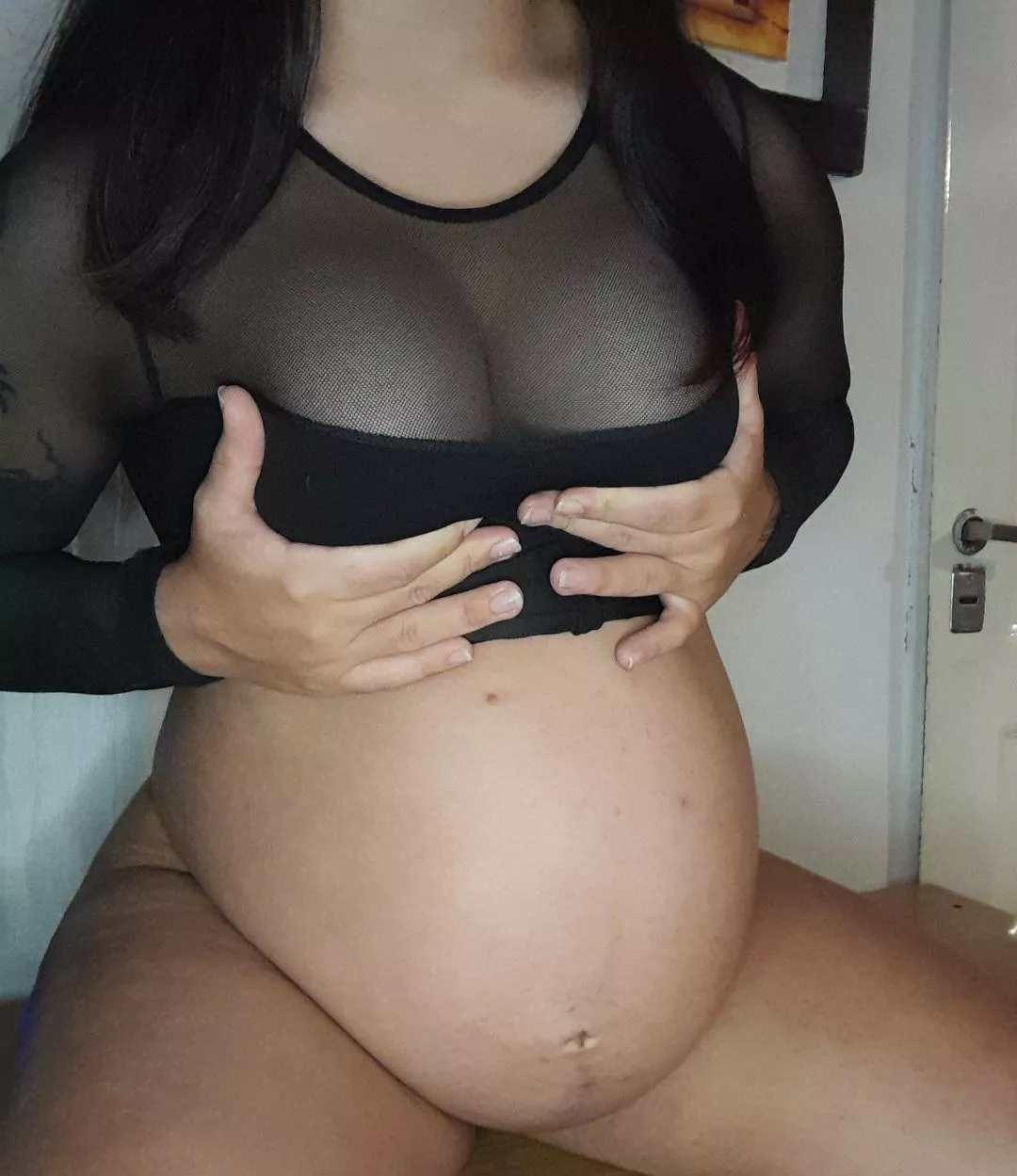 Say yes if you want to receive my nudes of a horny pregnant Latina