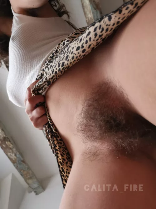 Tell me your favorite artist, I'll determine if you're gonna eat my pussy or not