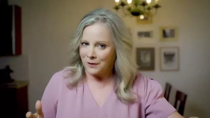 This is me. Upvote if you want to drink my pee 💦 