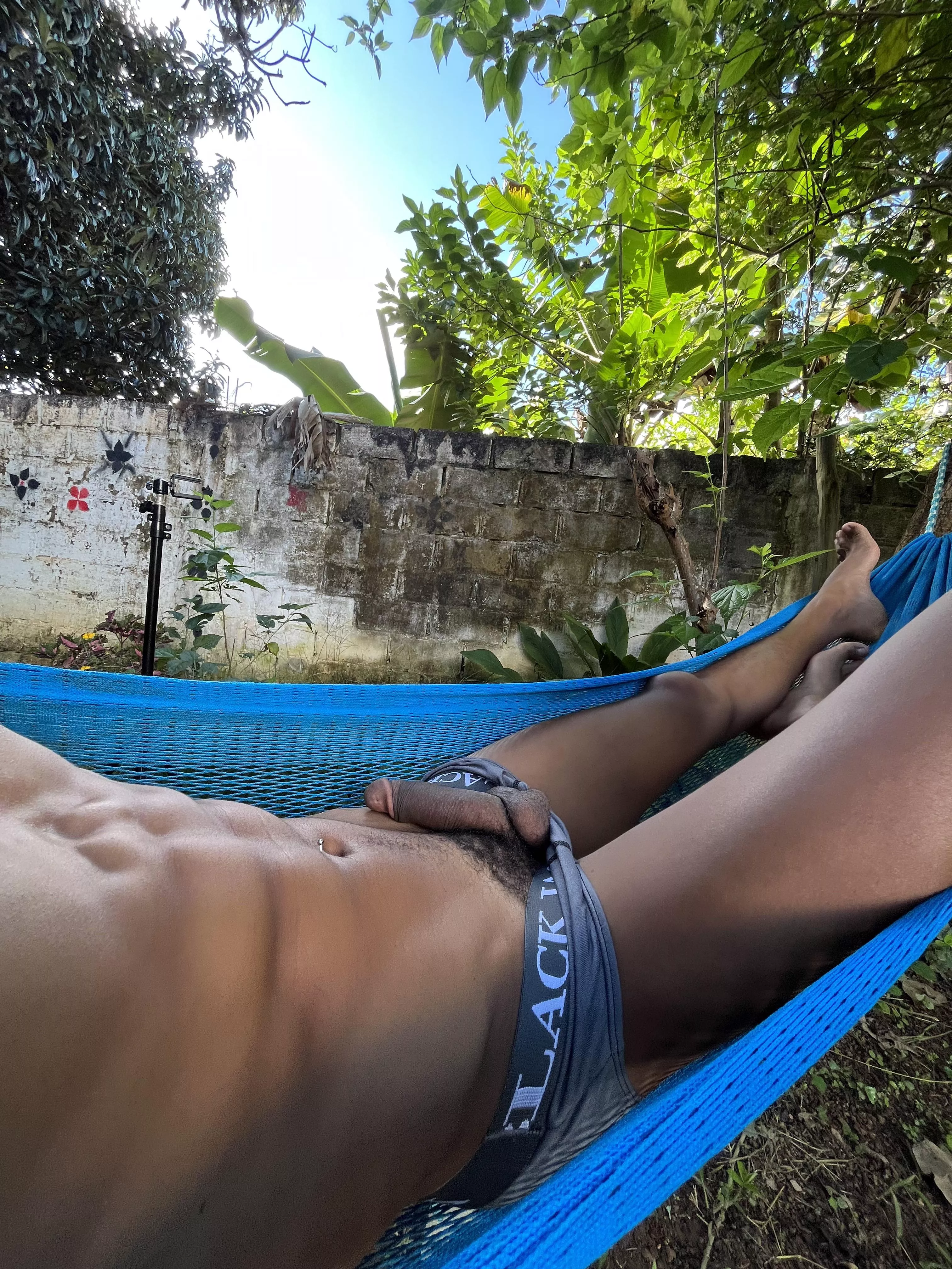 Wanna relax here with me? 🥵