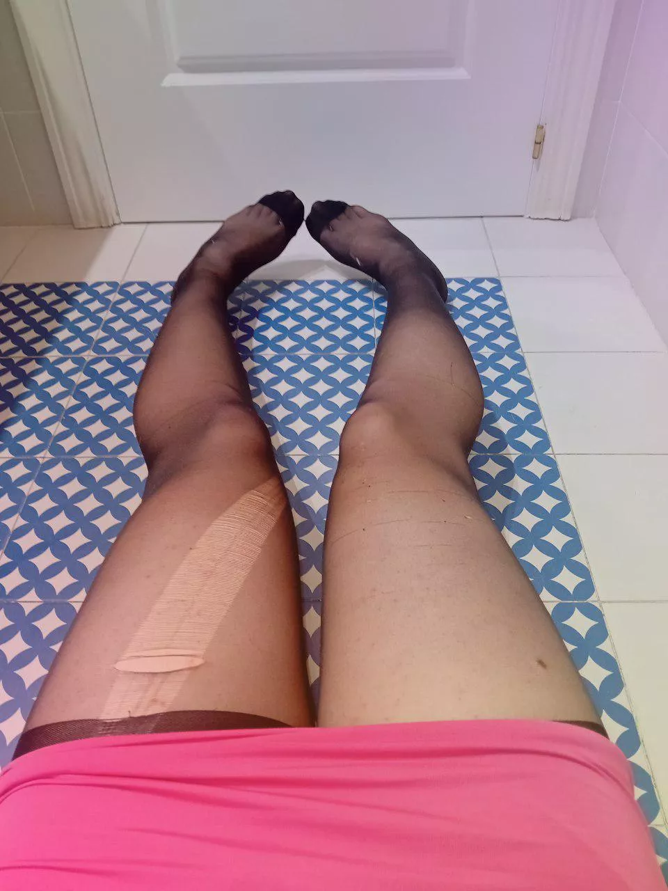 Where do you want to put your tonge firts?